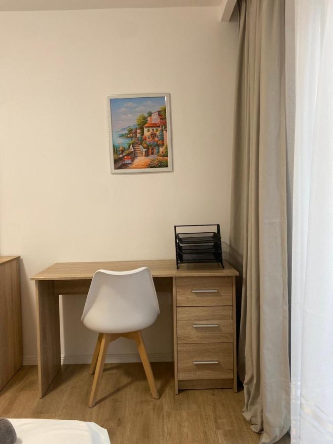 Central Welcoming Apartment In Tirana Eksteriør billede