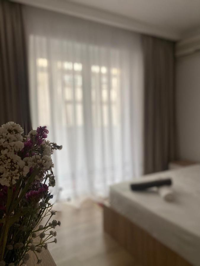 Central Welcoming Apartment In Tirana Eksteriør billede