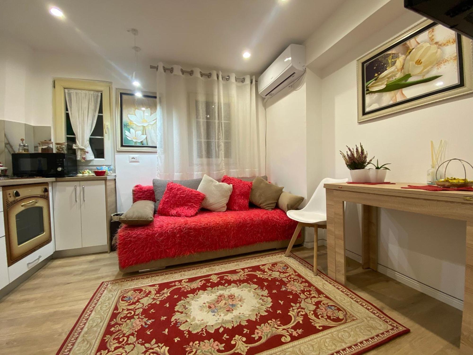 Central Welcoming Apartment In Tirana Eksteriør billede