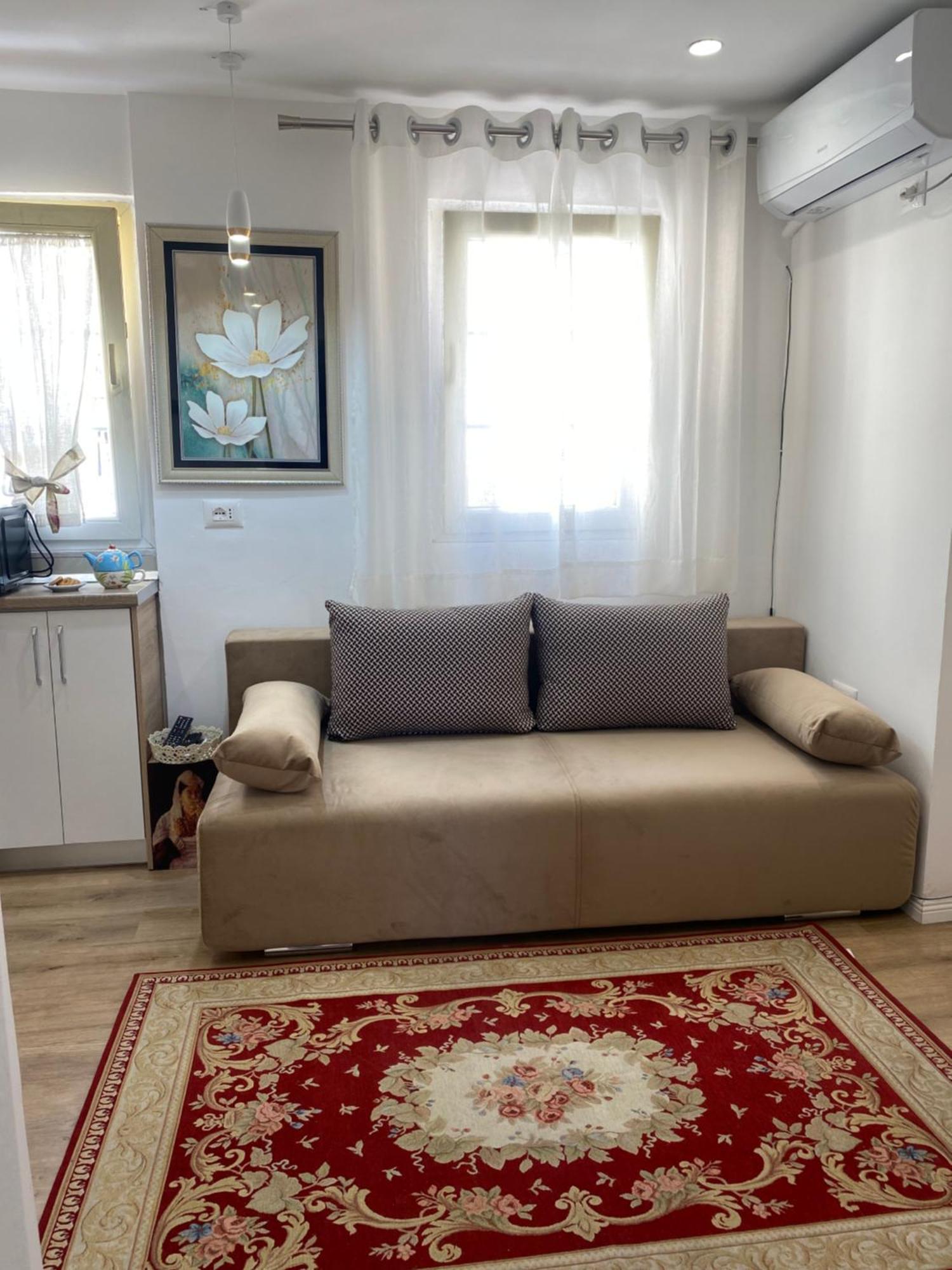 Central Welcoming Apartment In Tirana Eksteriør billede