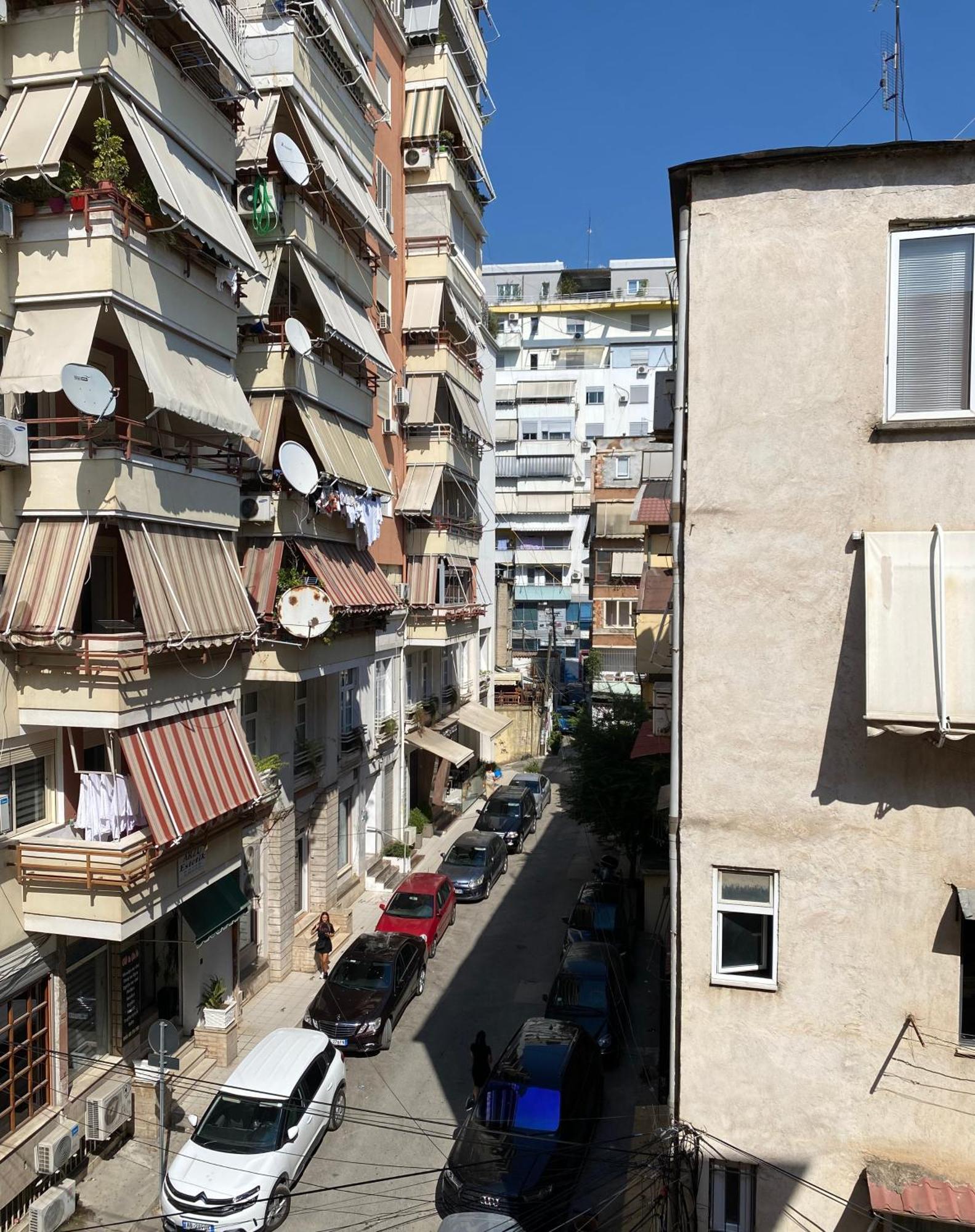 Central Welcoming Apartment In Tirana Eksteriør billede