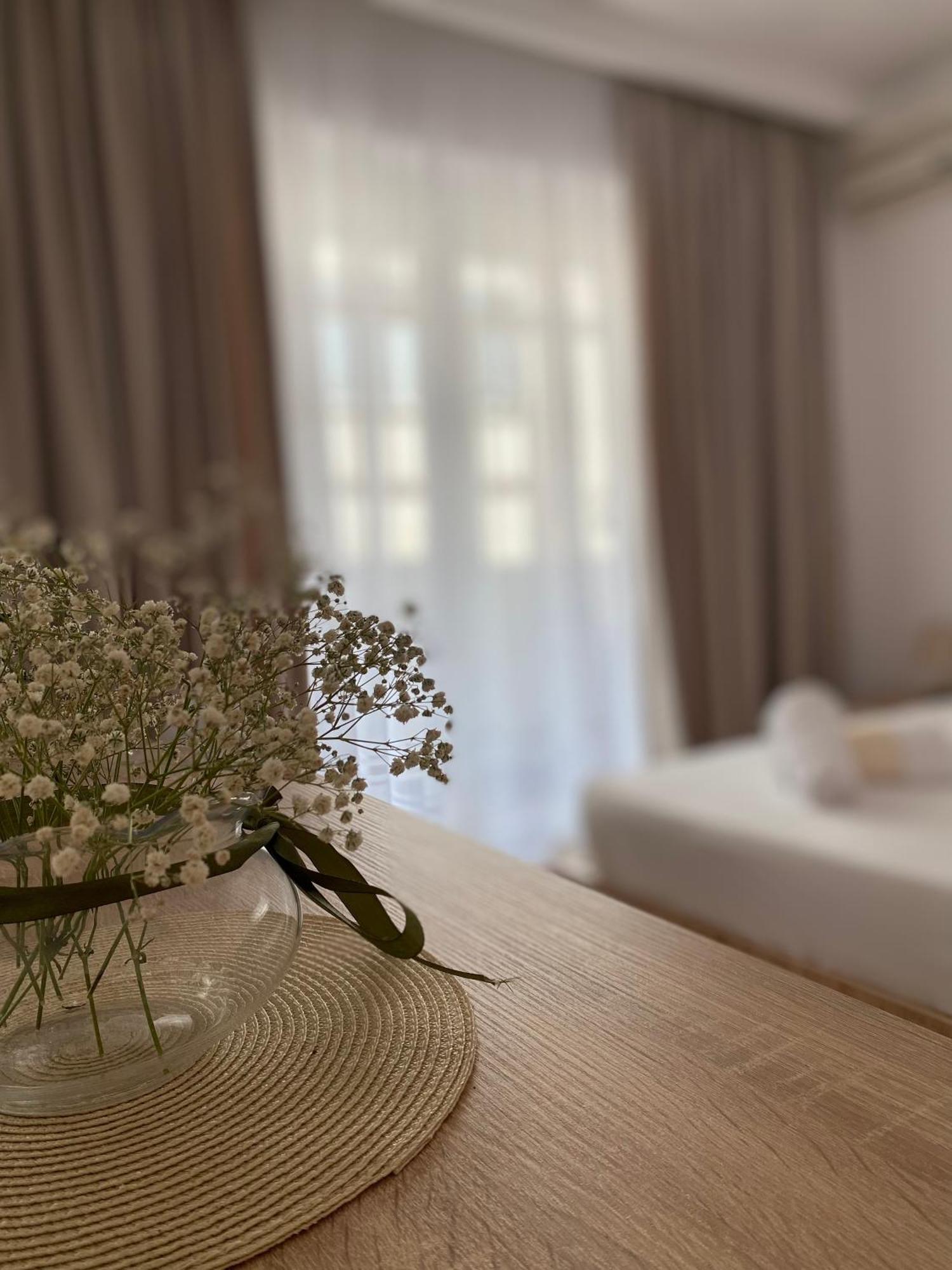 Central Welcoming Apartment In Tirana Eksteriør billede